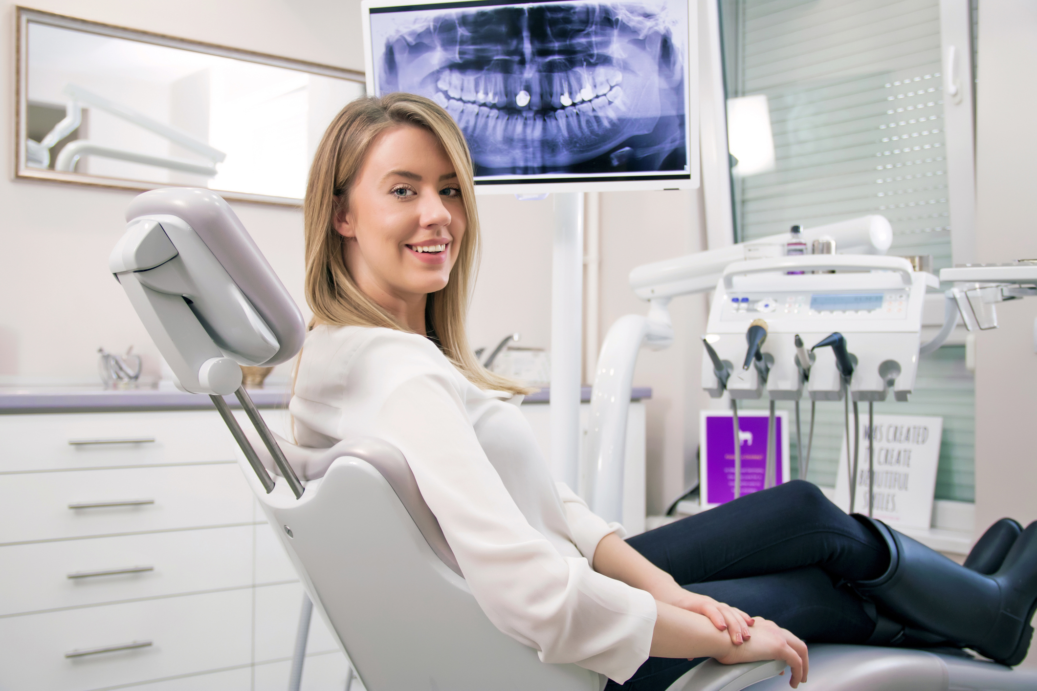 Best Candidate for Dental Implants | Los Angeles CA - Olympic Family
